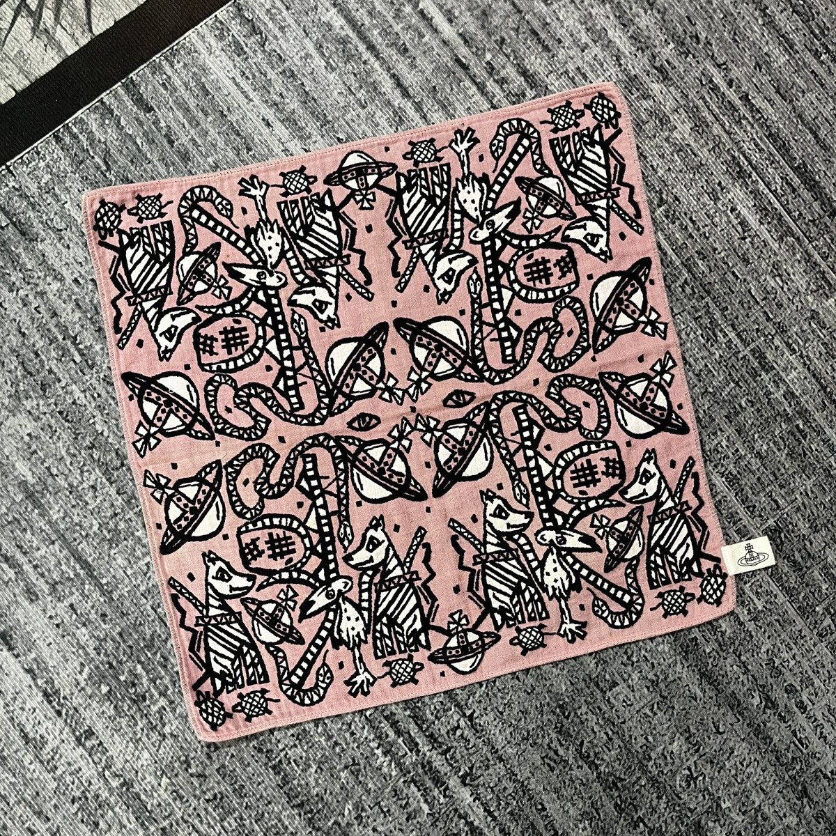 Vivienne Westwood Vivienne Westwood handkerchief Size ONE SIZE - 1 Thumbnail