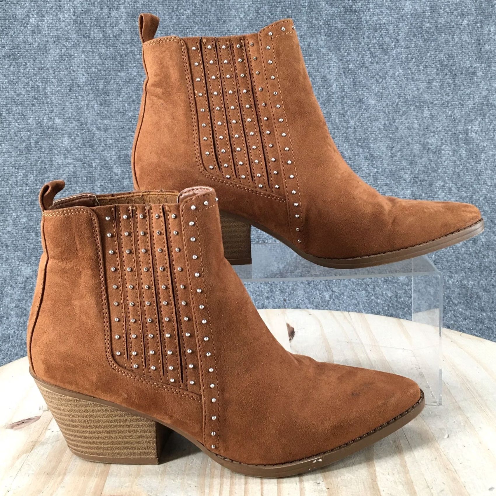 Vintage Maurices Audra Studded Pointed Toe Ankle Booties Brown Boots Womens 9.5 M Heel Mid Block Leather Fatigue? Size US 10 / IT 40 - 2 Thumbnail