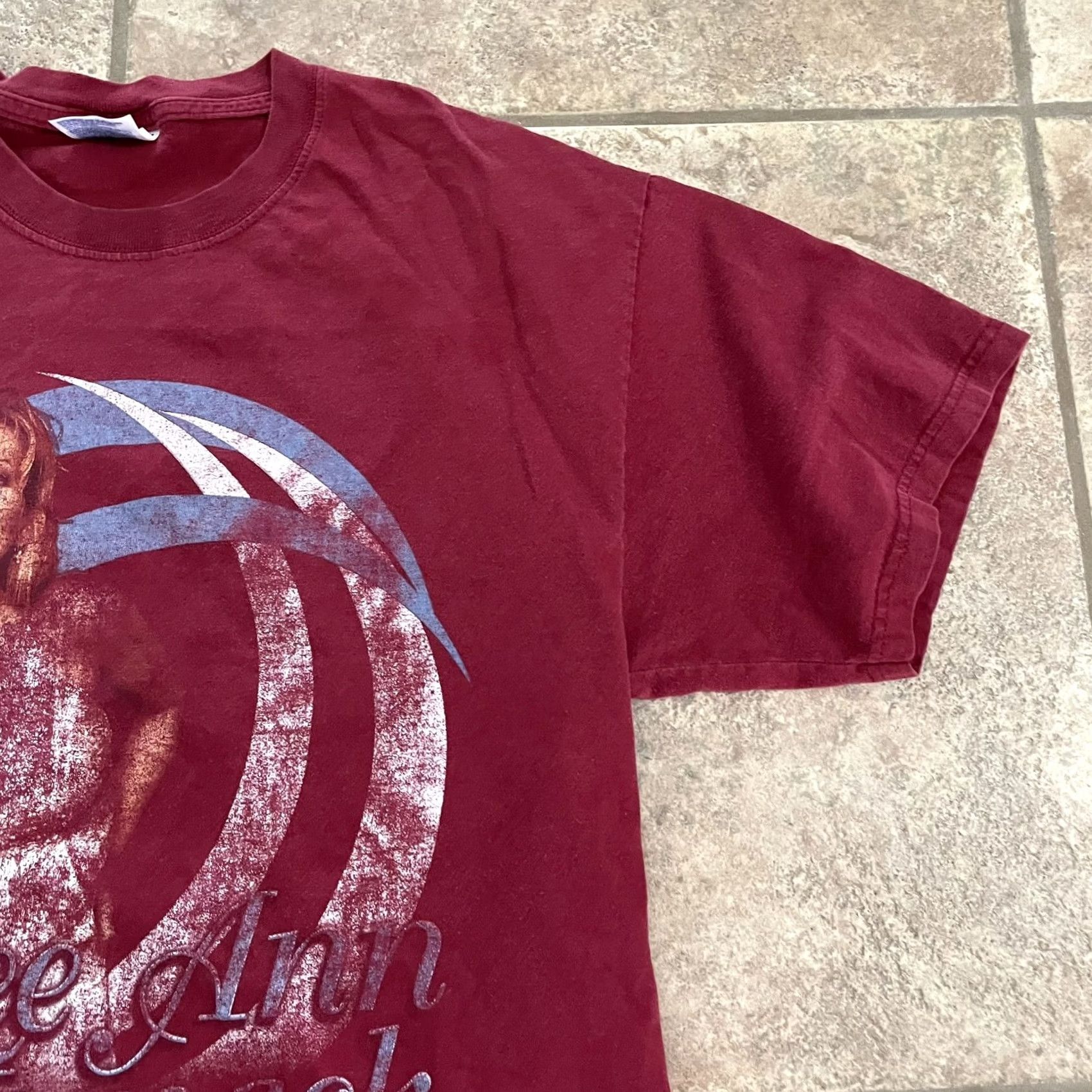 Lee Lee Shirt Mens L Red VTG Hanes Beefy Ann Womack TOUR graphic Tee Size Size US L / EU 52-54 / 3 - 2 Thumbnail