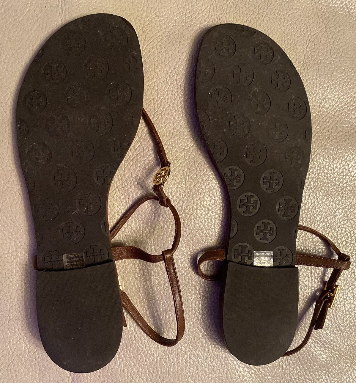 Tory Burch Tory Burch Brown Logo Coin T-Strap Leather Emmy Sandals 10.5 Size US 10.5 / IT 40.5 - 16 Thumbnail