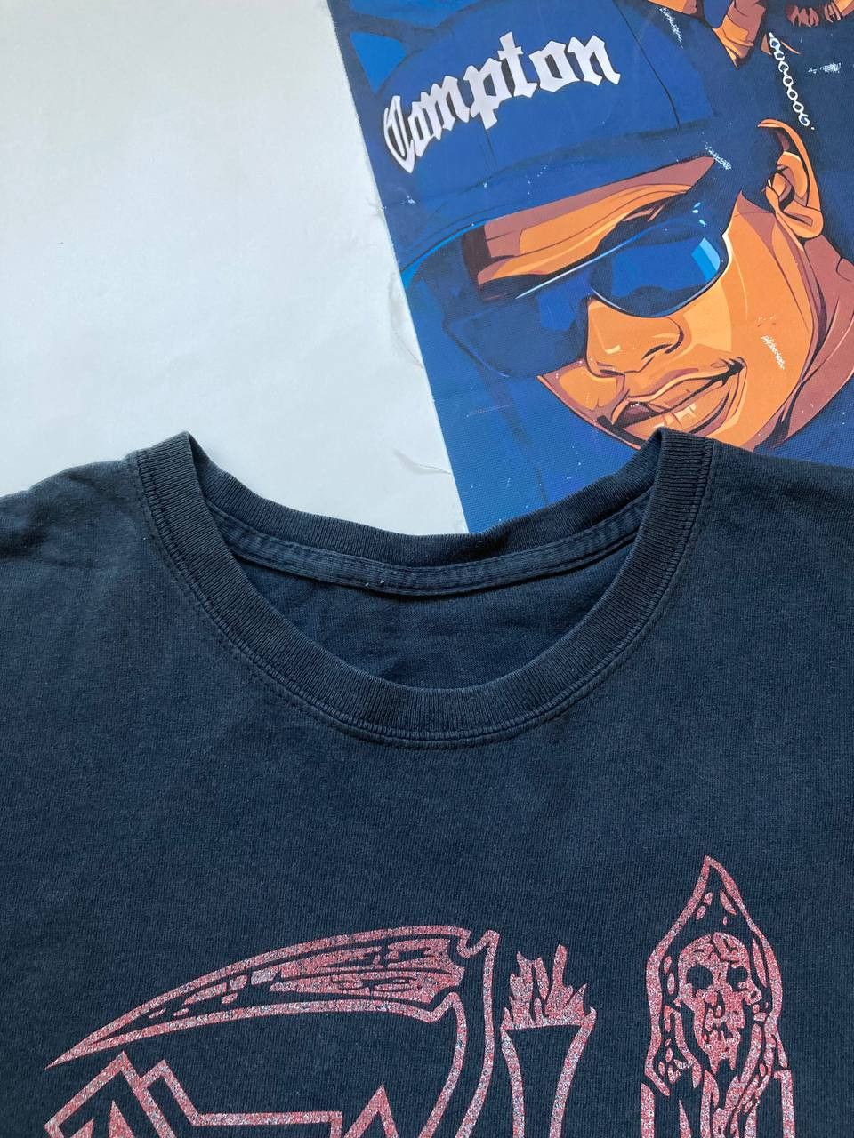 Gildan Vintage 2011 Human Death Tee Size US XL / EU 56 / 4 - 7 Thumbnail