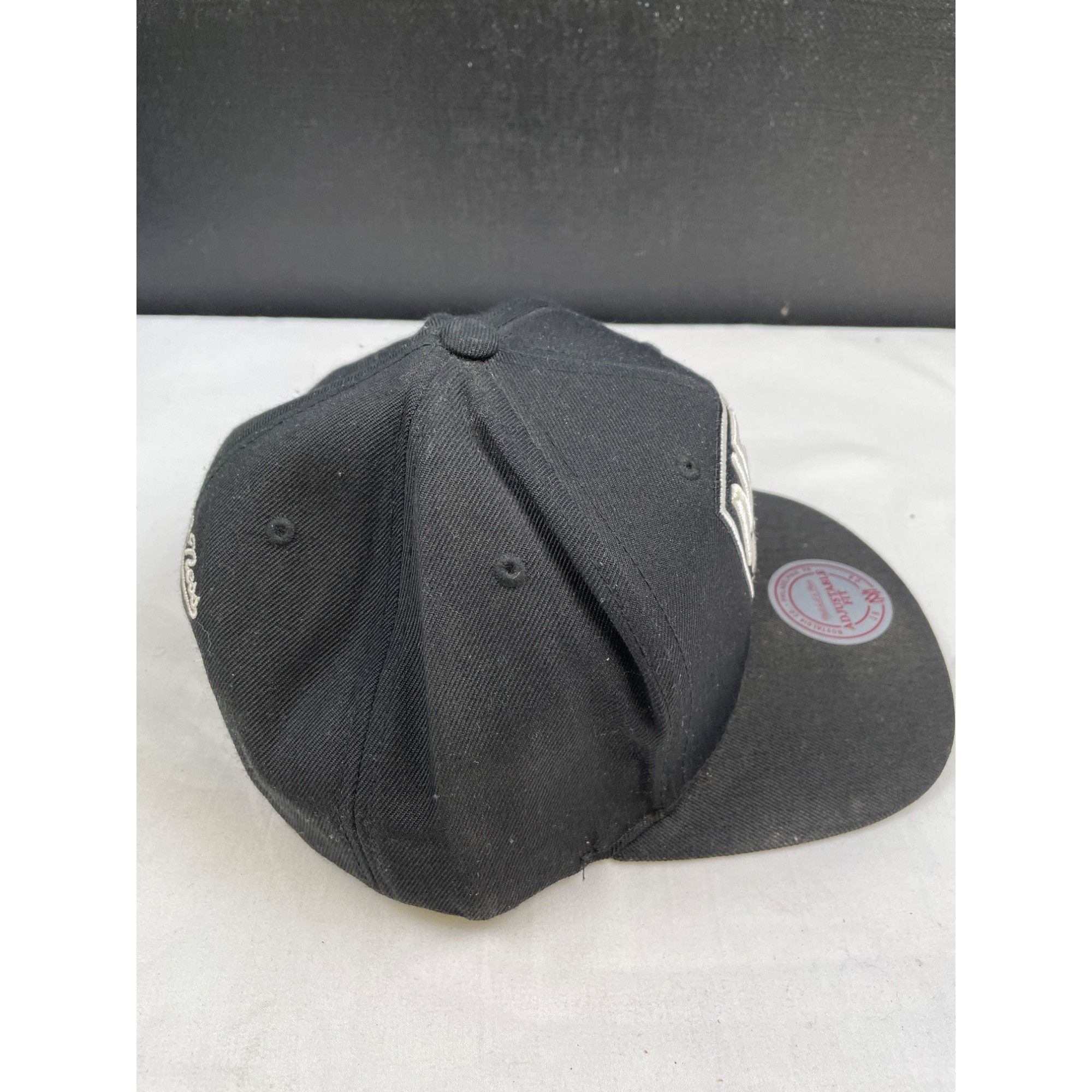Mitchell & Ness Mitchell & Ness Nets Brooklyn Black Unisex Hat/Cap Adjustabl Size ONE SIZE - 3 Thumbnail