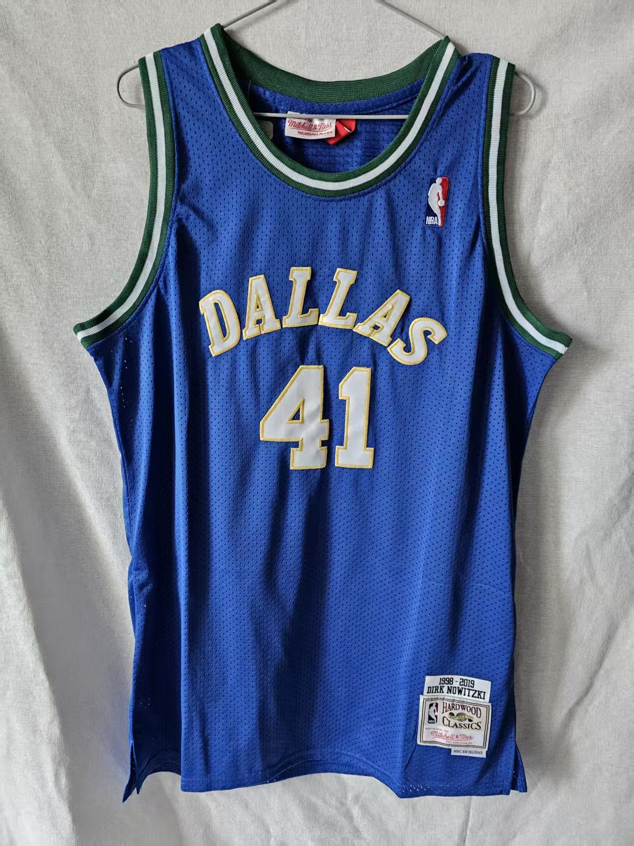 NBA Mavericks 41 Dirk Nowitzki Jersey Blue Size US XL / EU 56 / 4 - 2 Thumbnail