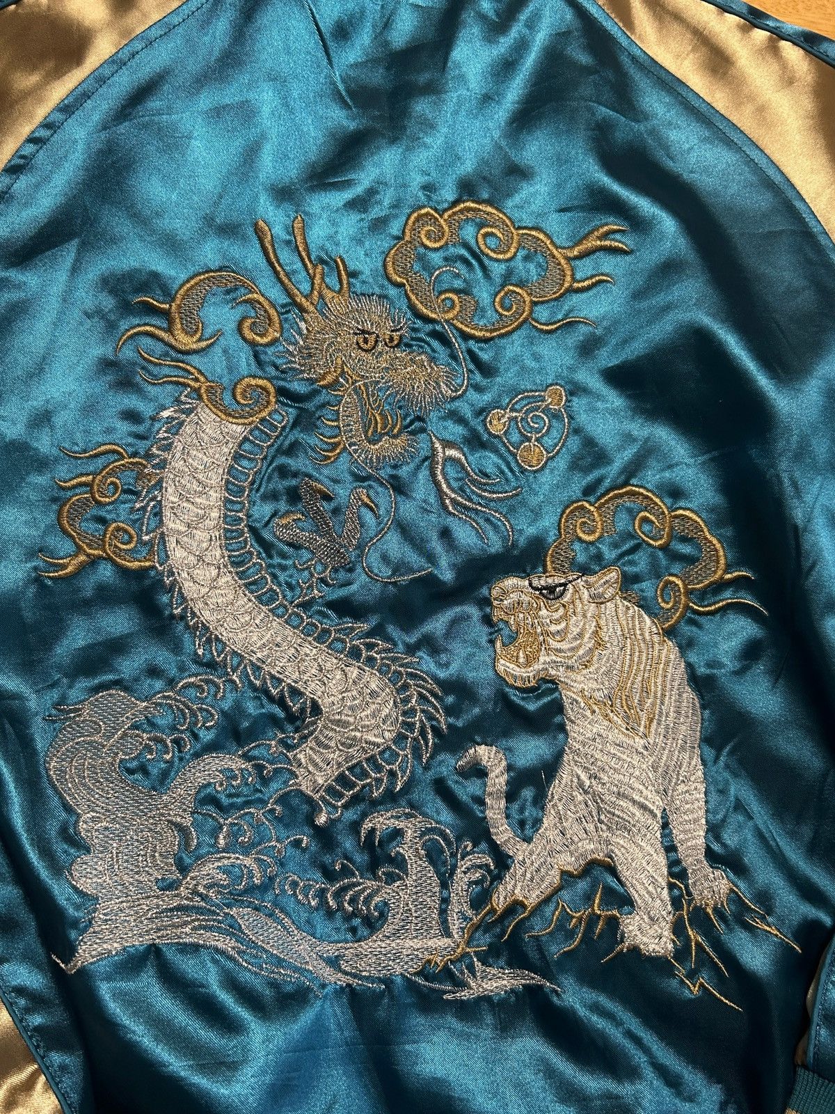 Other Japanese blue gold Sukajan Size US XL / EU 56 / 4 - 3 Thumbnail