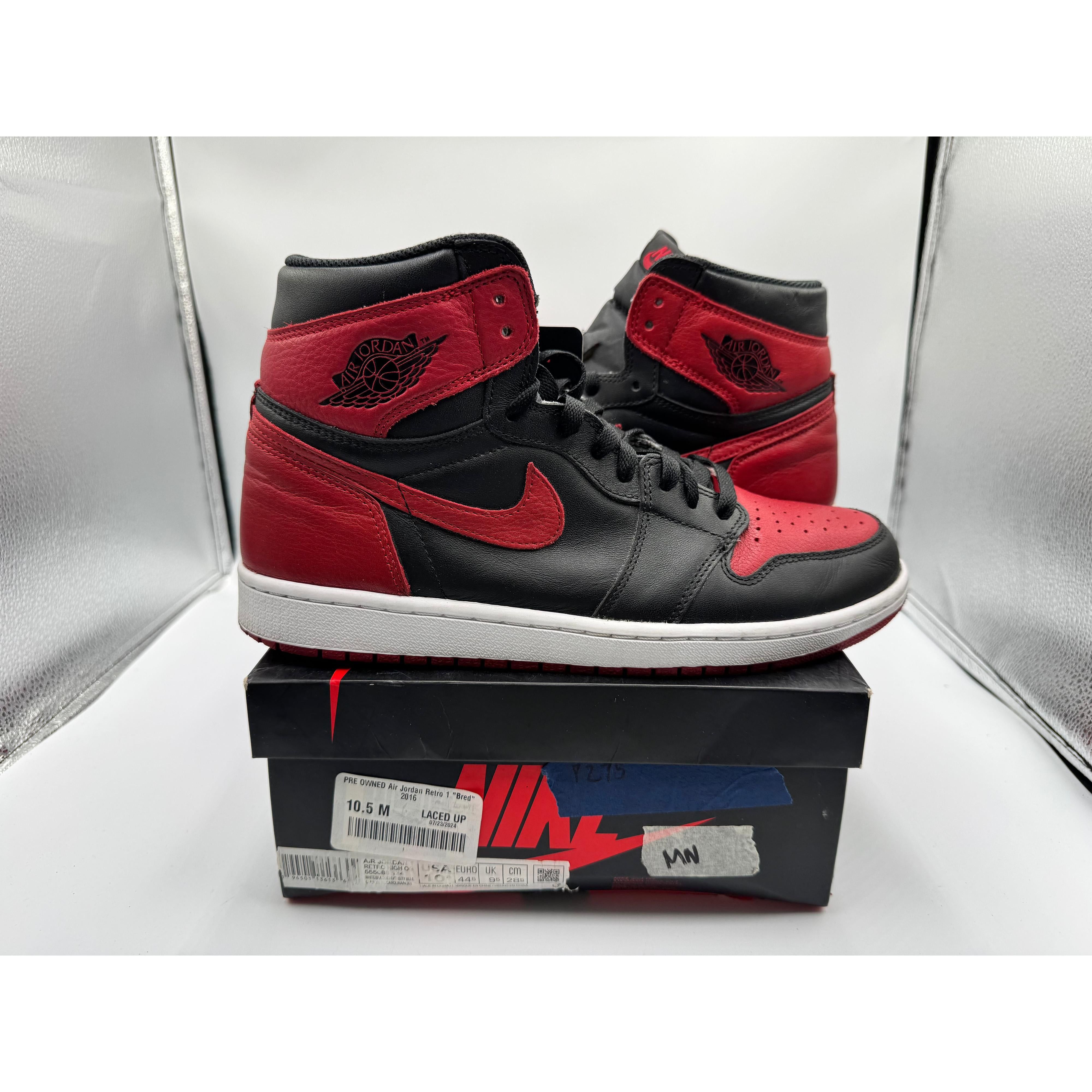 Jordan Brand PRE OWNED Air Jordan Retro 1 "Bred" 2016 Size US 10.5 / EU 43-44 - 1 Thumbnail