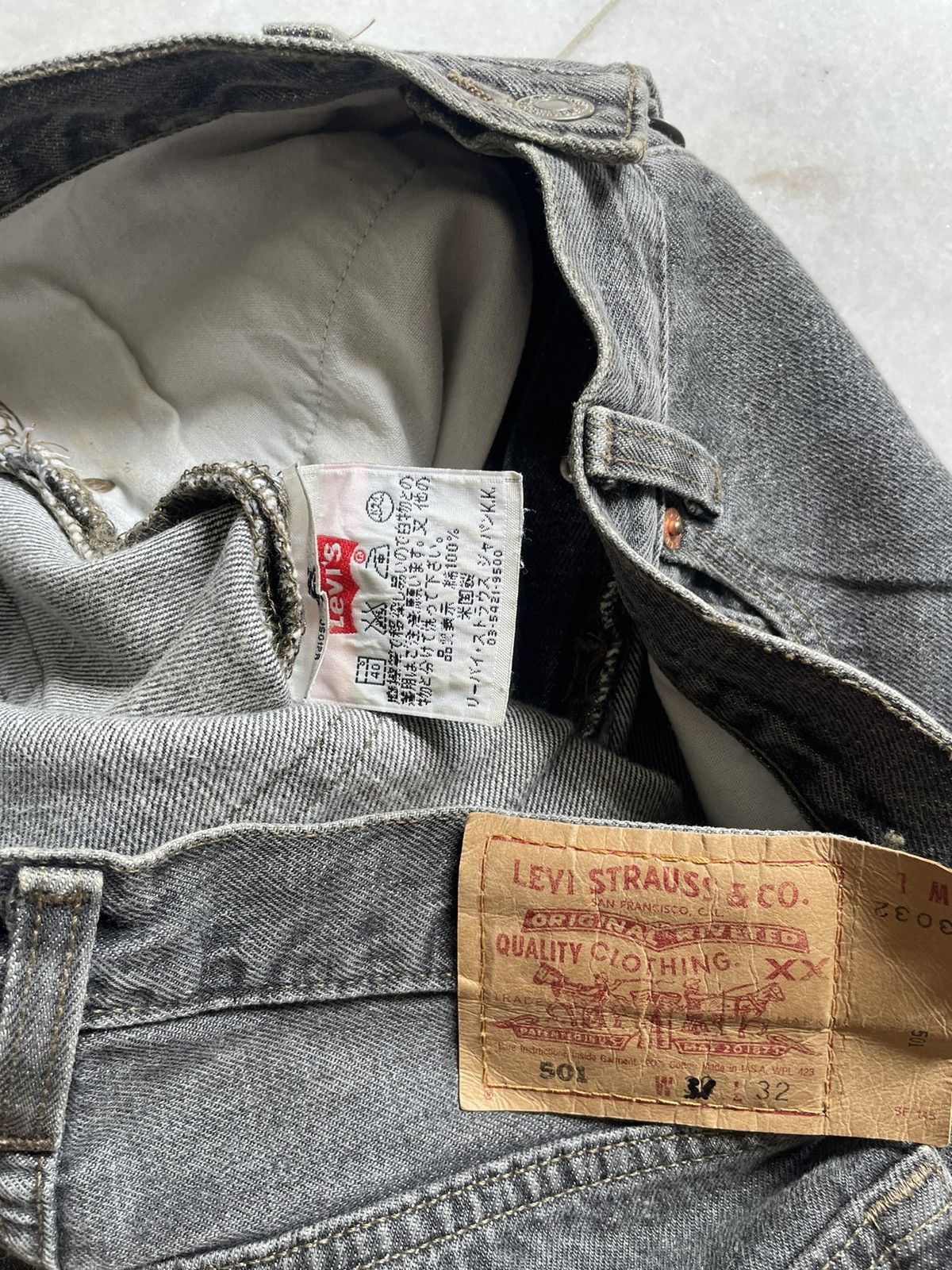 Levi's Vintage 90s Levis 501 All Black Jeans 30x32 Size US 30 / EU 46 - 8 Thumbnail