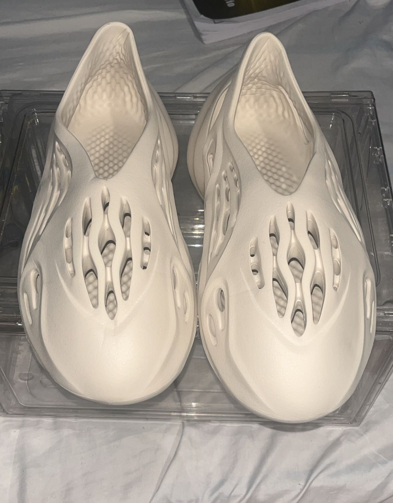 image of Yeezy Season Yeezy Foam Rnnr Sand Size 12 Shoes in White, Men's