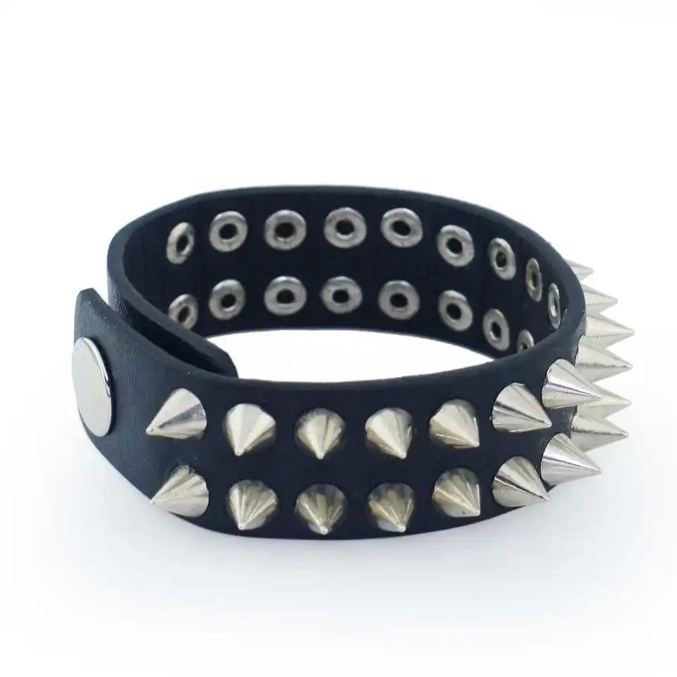 Vintage Gothic Cuspidal Spikes Rivet Cone Stud Leather bracelet Size ONE SIZE - 2 Thumbnail