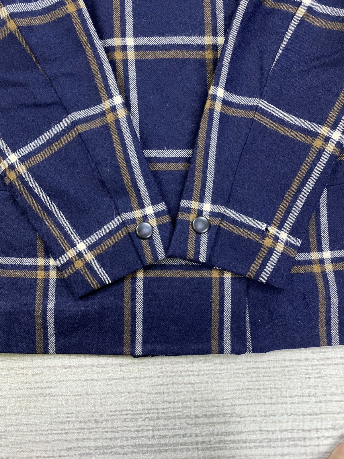Aquascutum Vintage Aquascutum Navy Blue Plaid Coat Jacket Size M / US 6-8 / IT 42-44 - 8 Thumbnail