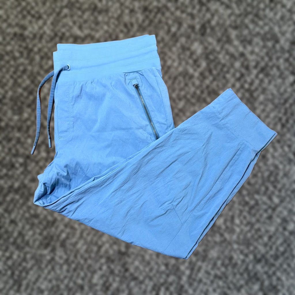 Athleta Athleta Trekkie Legacy Jogger Pants 18 Pull On Stretch 405726 Nylon A3-20 Size 27" / US 4 / IT 40 - 1 Thumbnail