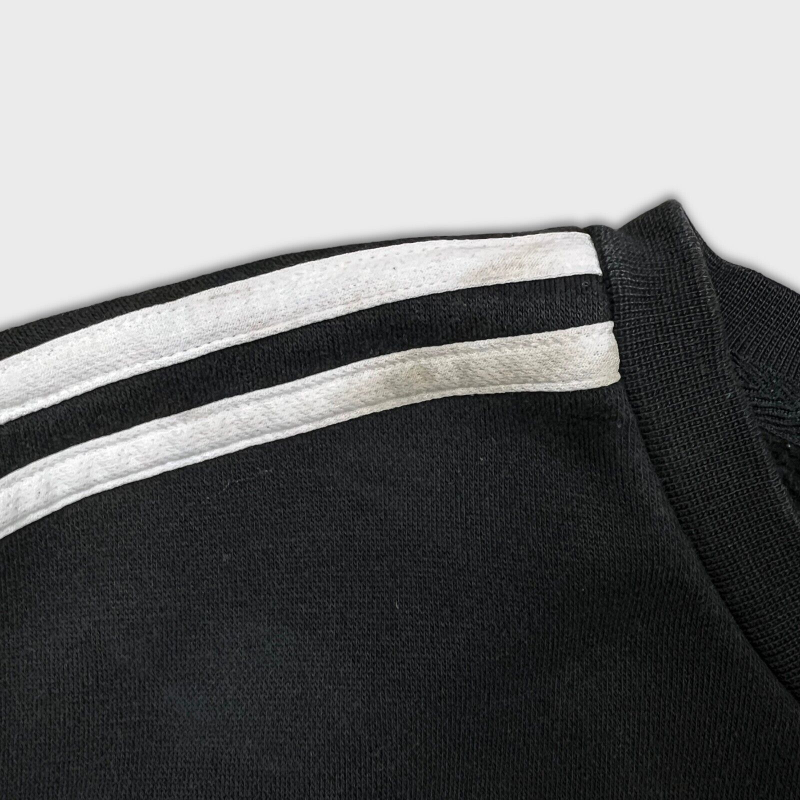 Adidas × Vintage Adidas Sweatshirt Large Stripe Spell Out Pullover Crewneck Size US L / EU 52-54 / 3 - 3 Thumbnail