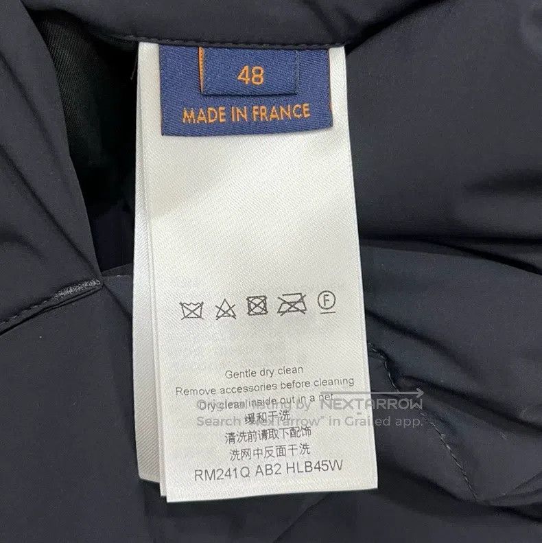Louis Vuitton Louis Vuitton Embossed presbyopic double-sided wear standi Size US M / EU 48-50 / 2 - 8 Thumbnail