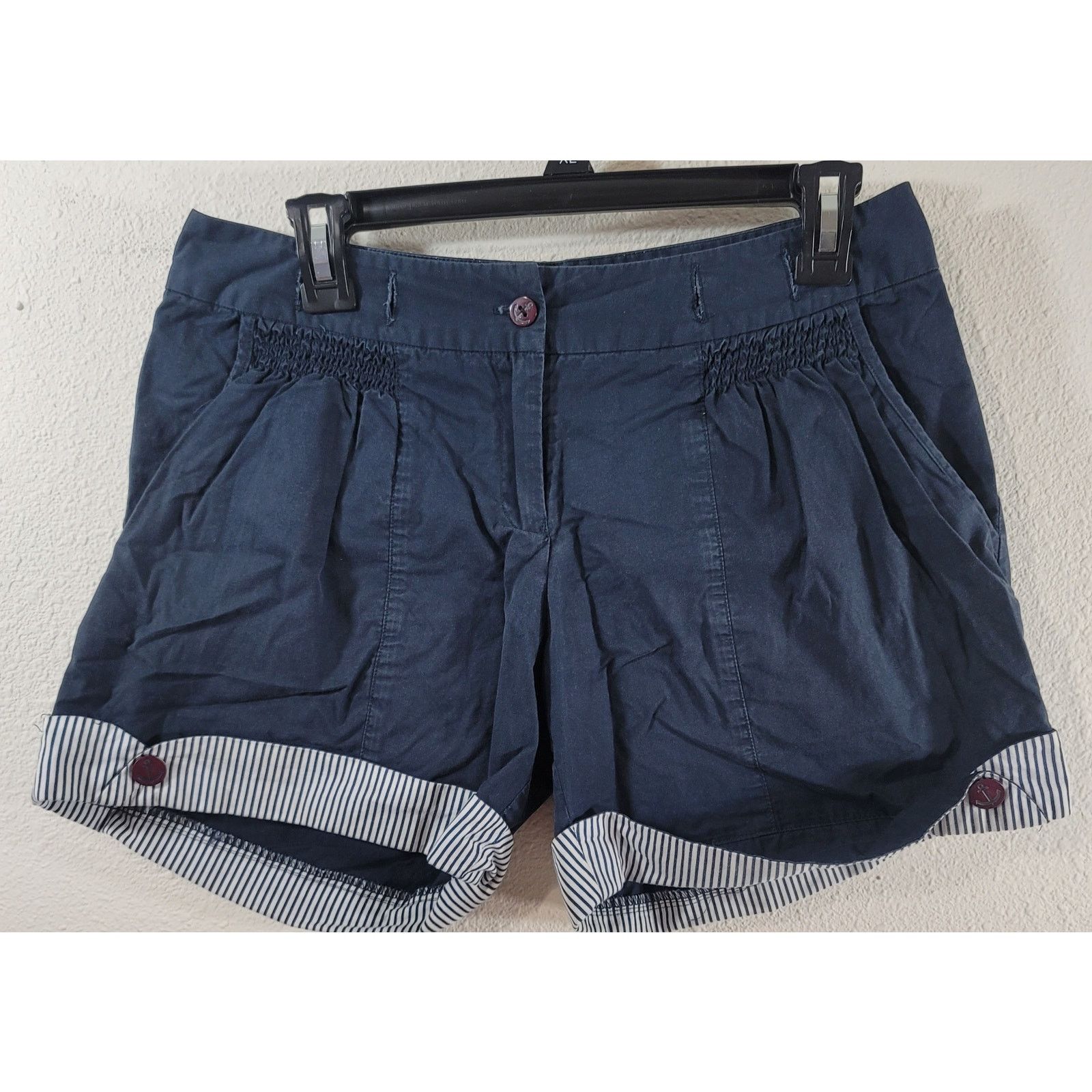 Other Beartwo Navy Blue Pleated Front Cuffed Shorts 38 Medium Size 30" / US 8 / IT 44 - 1 Thumbnail