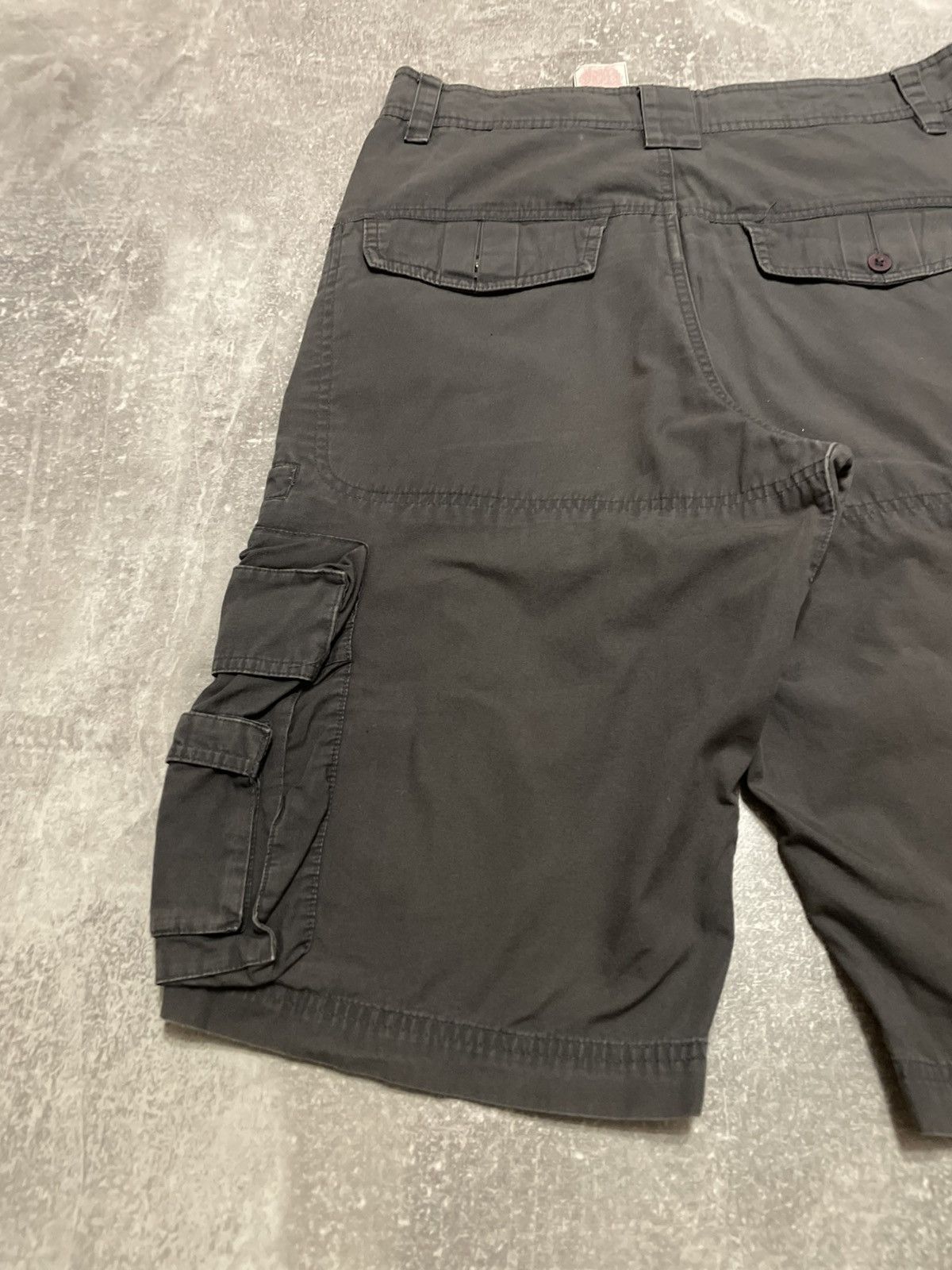 Nike × Vintage Vintage Nike 72 Y2K Cargo Shorts Size S Size US 30 / EU 46 - 13 Thumbnail