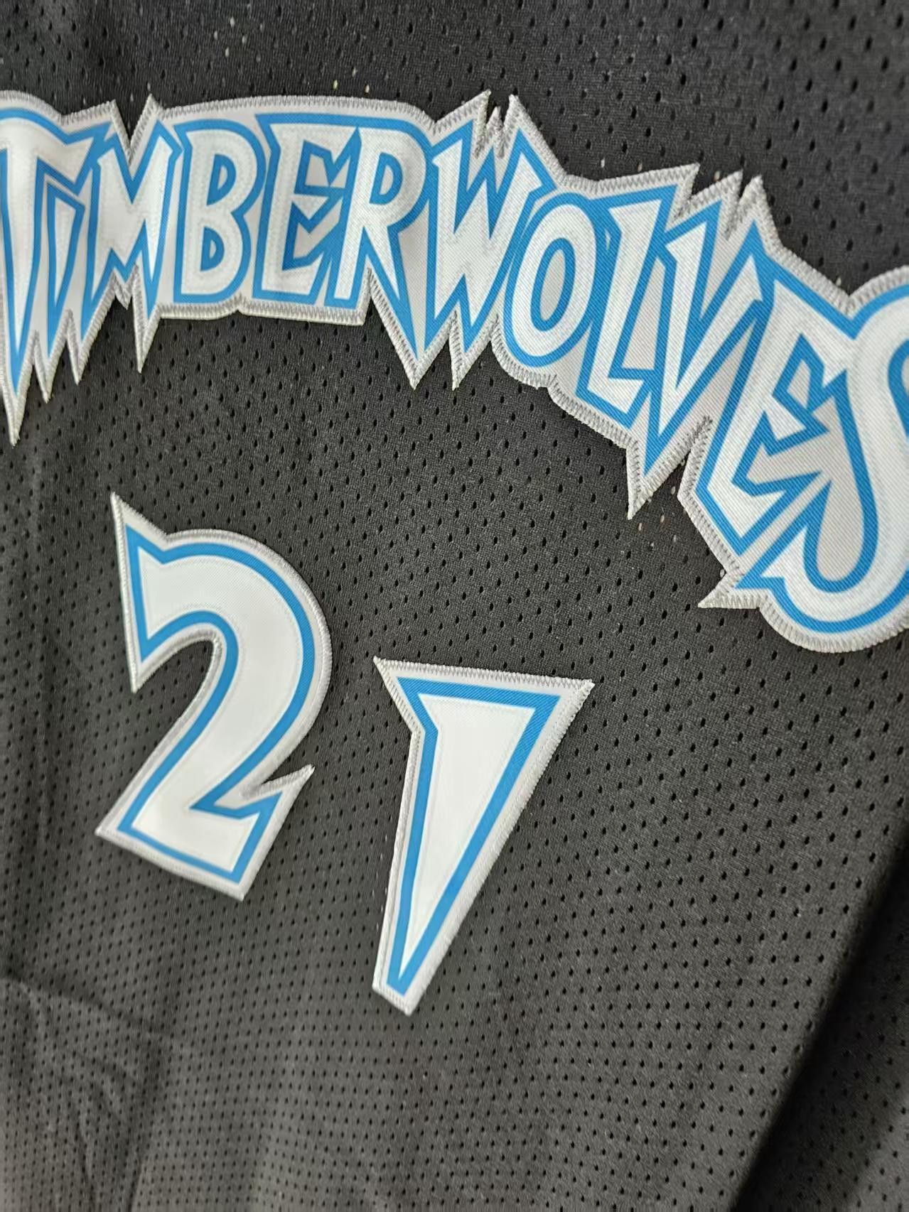 NBA Timberwolves 21 Garnett Jersey Stitched Black Size US M / EU 48-50 / 2 - 3 Thumbnail