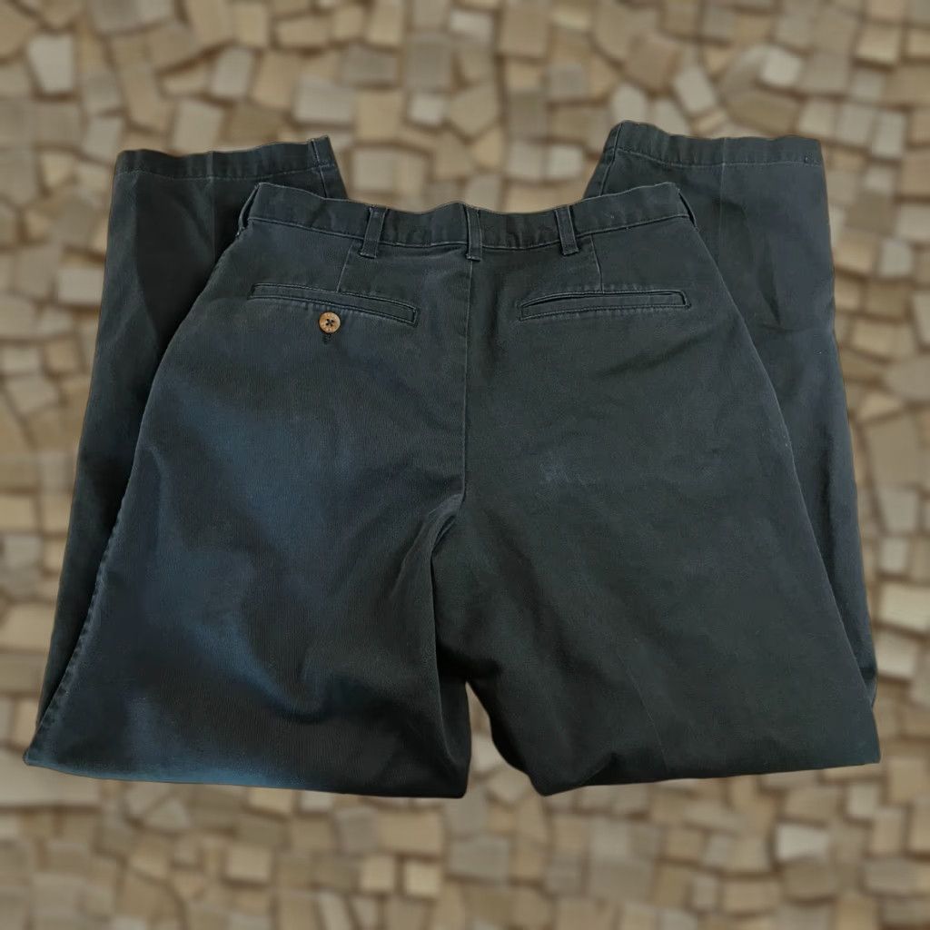 Farah Farah Pants Dark Navy Blue Flat Front Straight Leg Pockets 30-30 Men Regular Inseam 28 in Cotton Chino Vintage No Size US 30 / EU 46 - 1 Thumbnail