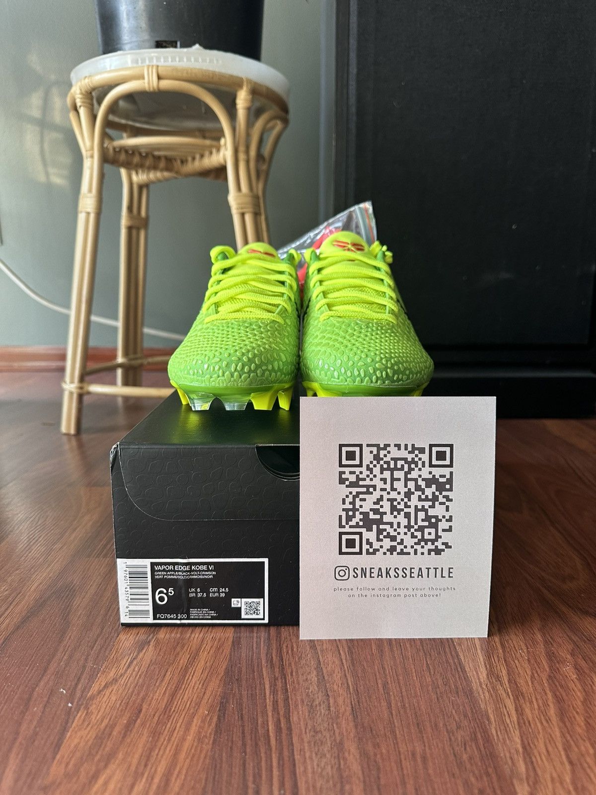Nike Nike Vapor Edge Kobe 6 SE Grinch Size 6.5M/8W FQ7645-300 Size US 6.5 / EU 39-40 - 7 Thumbnail
