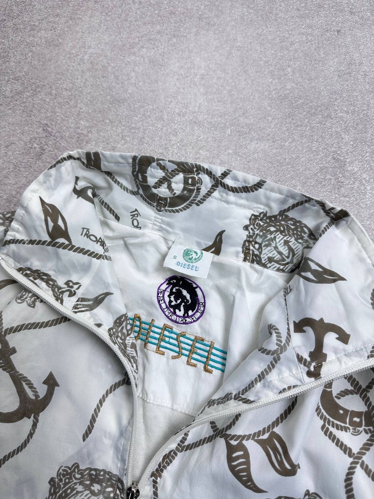 Diesel Vintage 90s Diesel Archival Nylon Monogram Jacket S Size US S / EU 44-46 / 1 - 6 Thumbnail