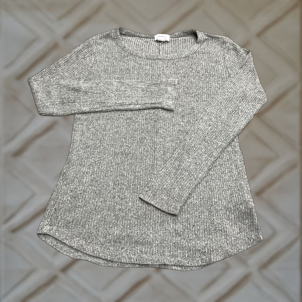 Old Navy Old Navy Pullover Sweater Women XS Petite Gray Crew Neck Rib Stretch Knit Stretchy Breathable Lightweight Casual Slim Fit Size XS / US 0-2 / IT 36-38 - 1 Thumbnail