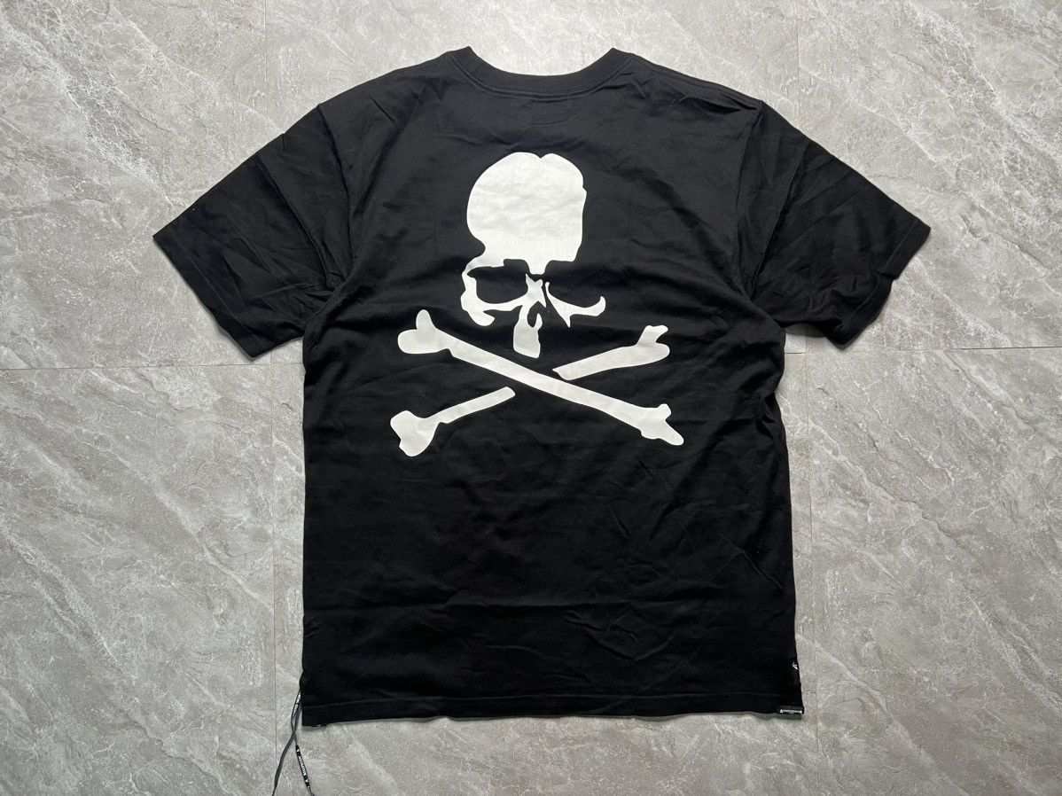 Mastermind Japan Mastermind World Coloured Logo Tee With Back Skull Print Size US L / EU 52-54 / 3 - 2 Thumbnail