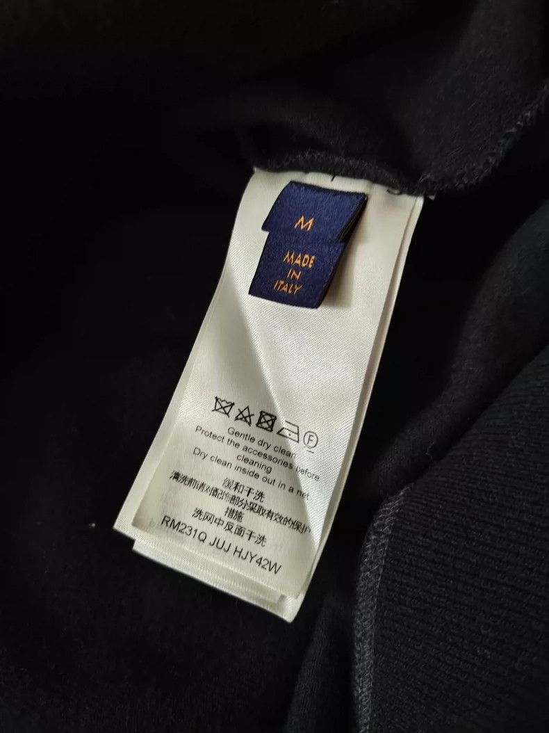 Louis Vuitton Louis Vuitton Black hooded sweatshirt Size US M / EU 48-50 / 2 - 4 Thumbnail