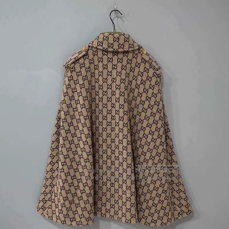 Gucci Gucci Old flower full print gold buckle shawl jacket Size M / US 6-8 / IT 42-44 - 3 Thumbnail
