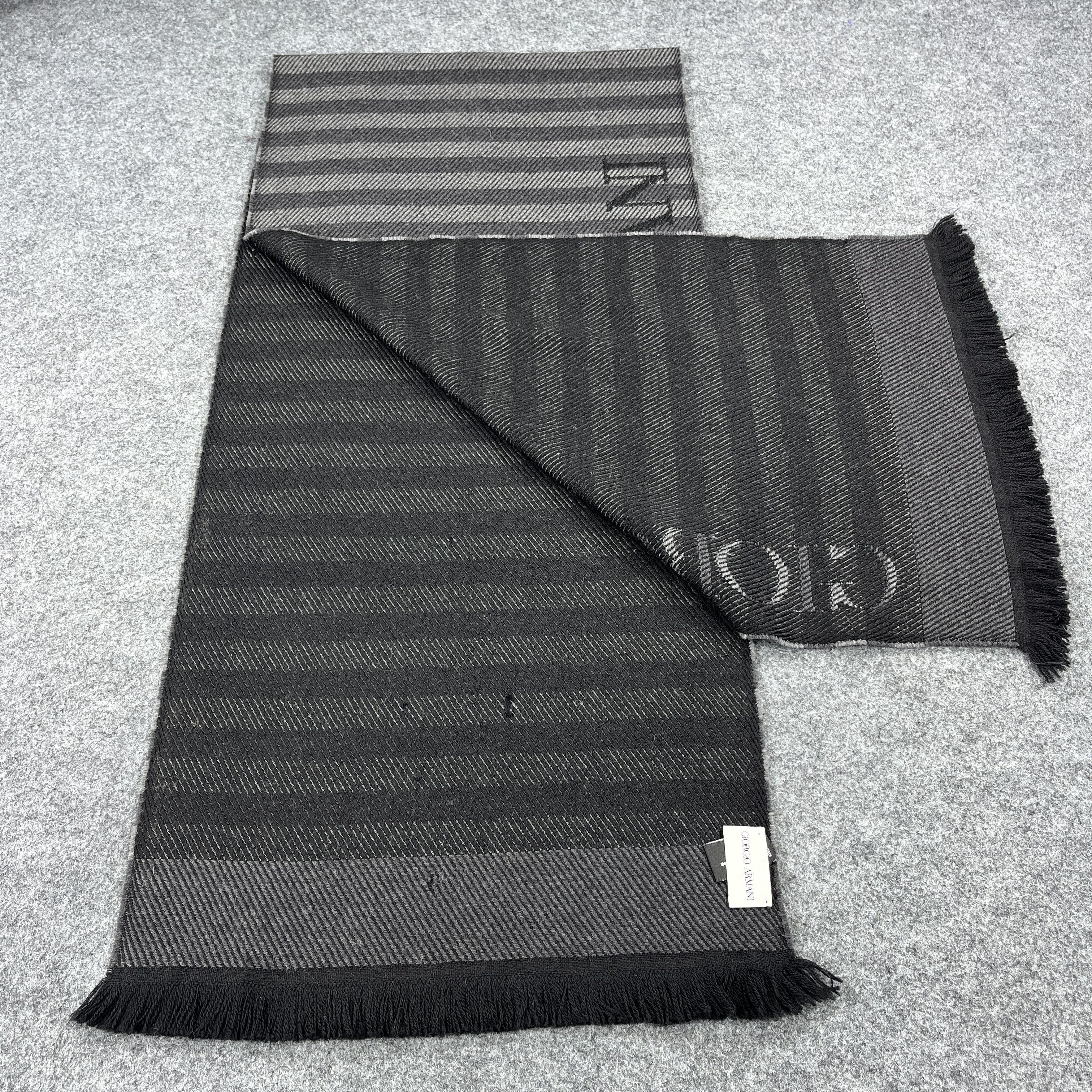 Giorgio Armani Giorgio Armani Scarf / Muffler / Neckwear T1501 Size ONE SIZE - 3 Thumbnail