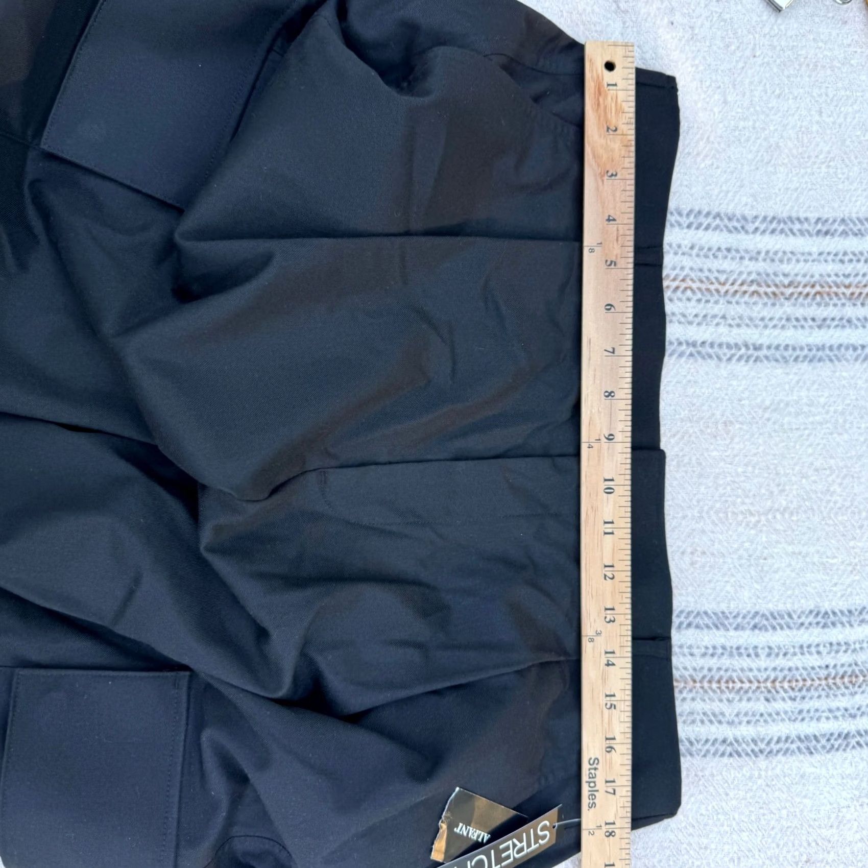 Alfani Alfani Mens Black Stretch Cargo Pants 36W 32L New Size US 36 / EU 52 - 7 Thumbnail