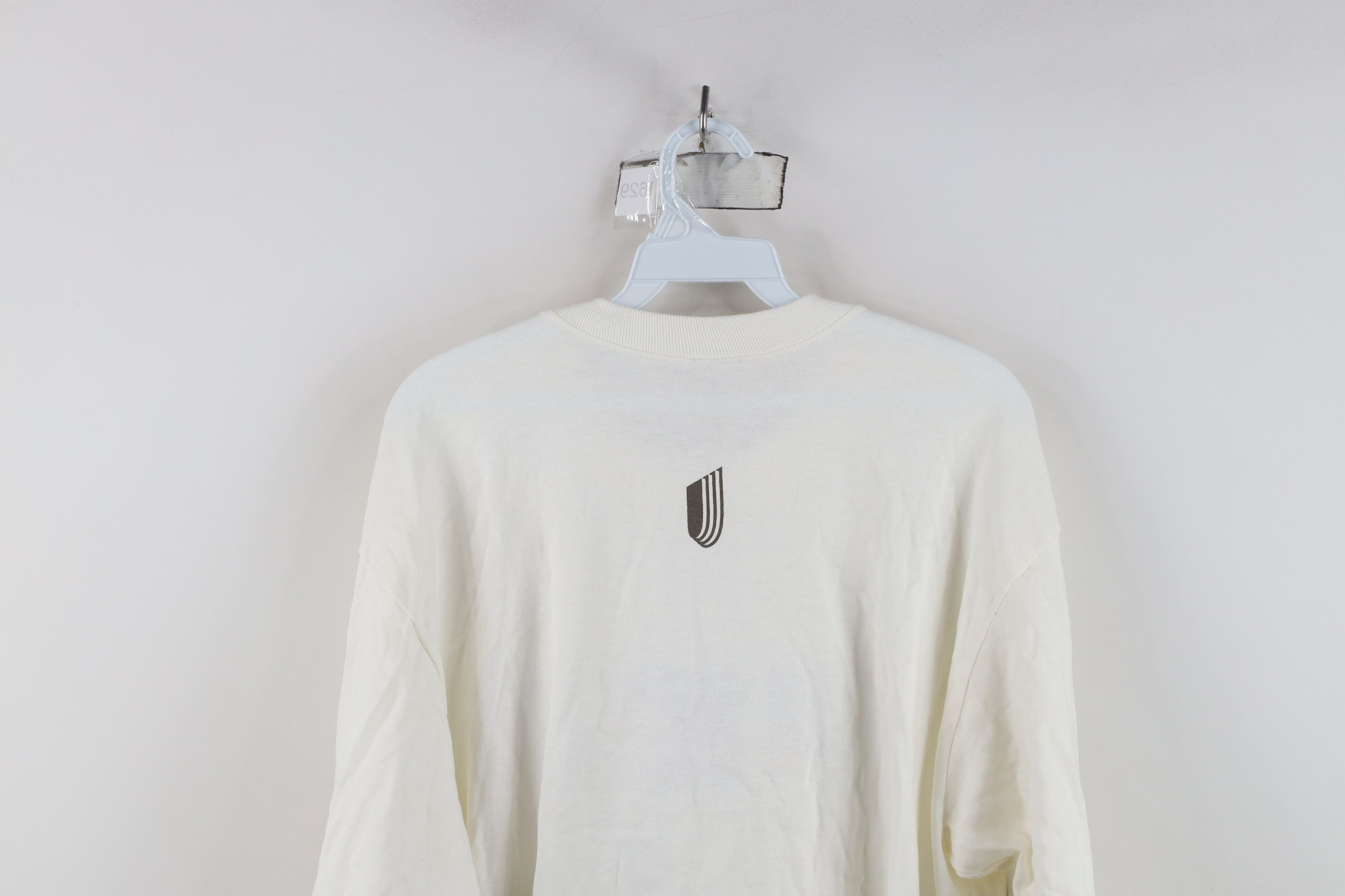Vintage Vintage UnitedHealth Group Company Long Sleeve T-Shirt White Size US L / EU 52-54 / 3 - 11 Thumbnail