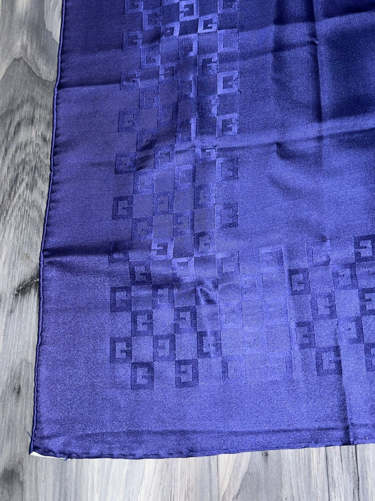 Givenchy Vintage Givenchy G logo Blue Silk Scarf w COA Size ONE SIZE - 5 Thumbnail