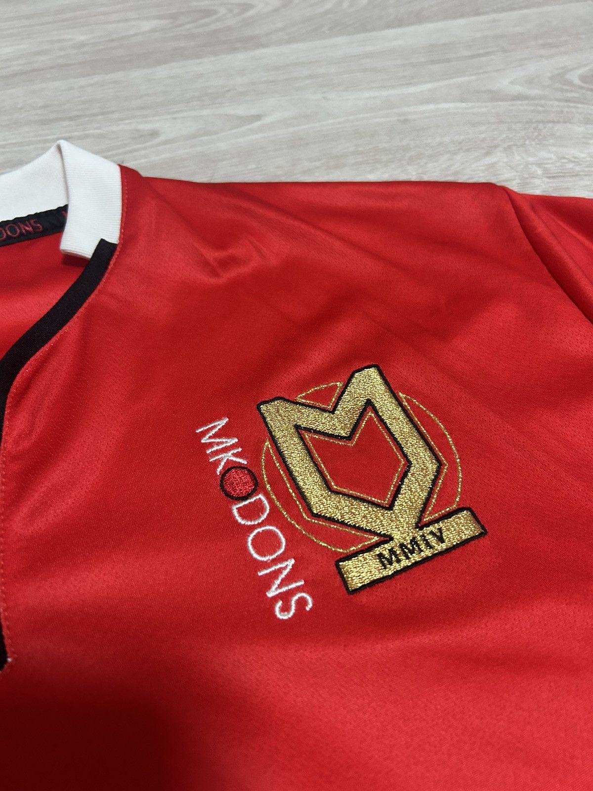 Errea MK Dons Shirt Mens XXL 3XL Red Errea Away Football Jersey Size US XXL / EU 58 / 5 - 3 Thumbnail