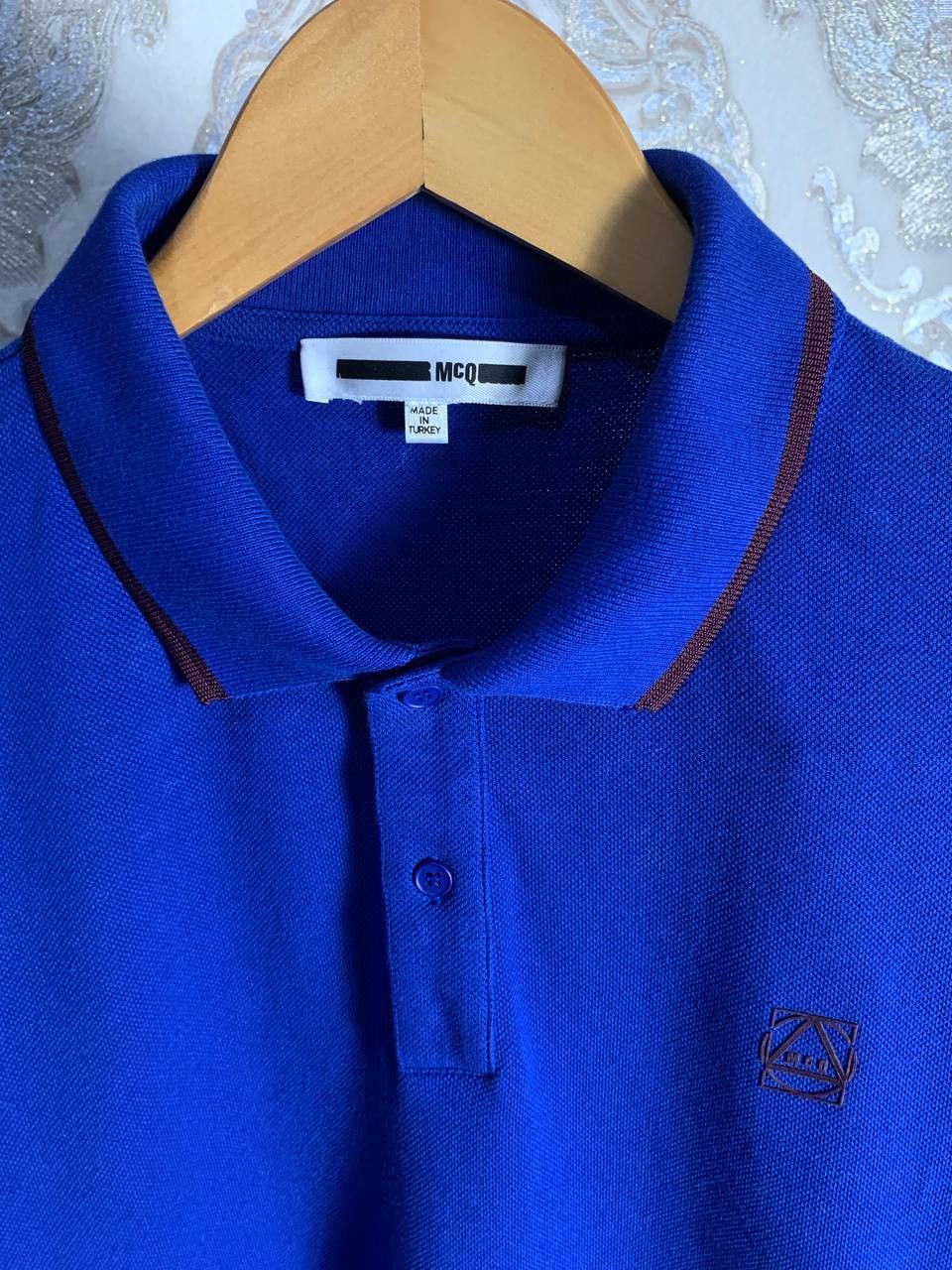 Alexander McQueen Alexander McQueen Classic Casual T-Shirt Italian Designer Size US XL / EU 56 / 4 - 3 Thumbnail