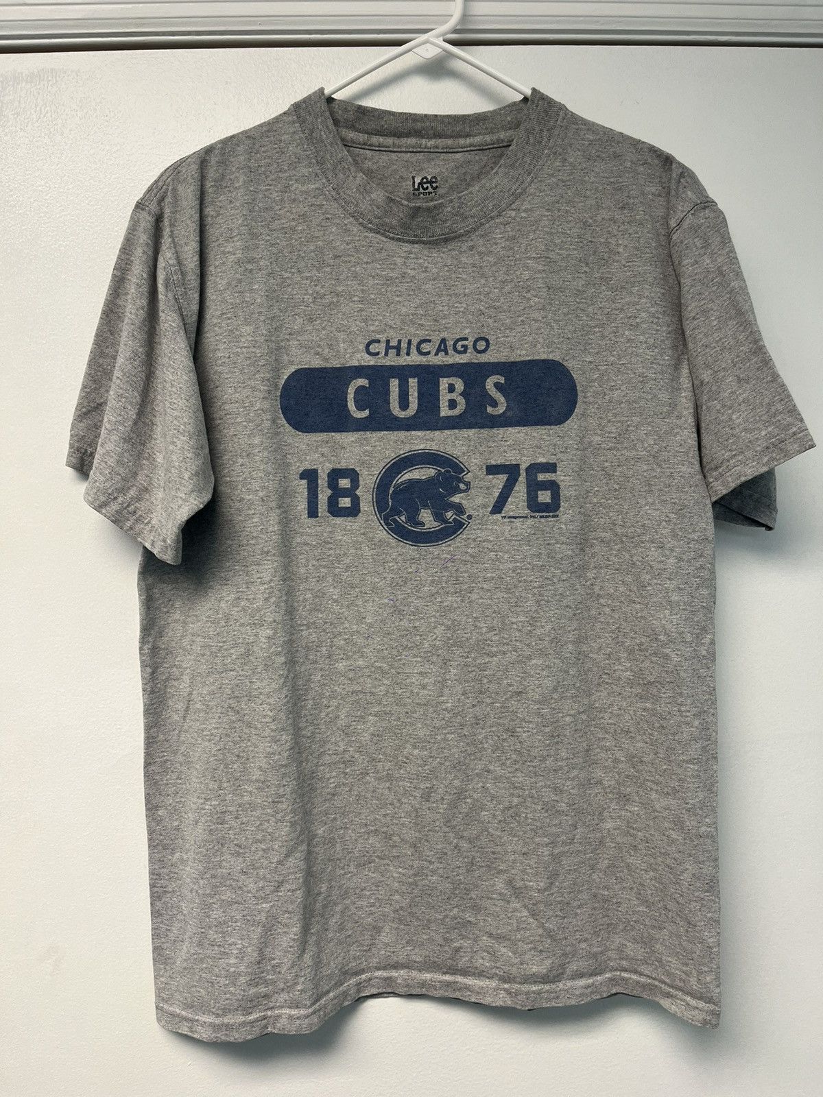 MLB 07 Lee Sports Chicago Cubs Logo Grey Tshirt Size US M / EU 48-50 / 2 - 1 Thumbnail