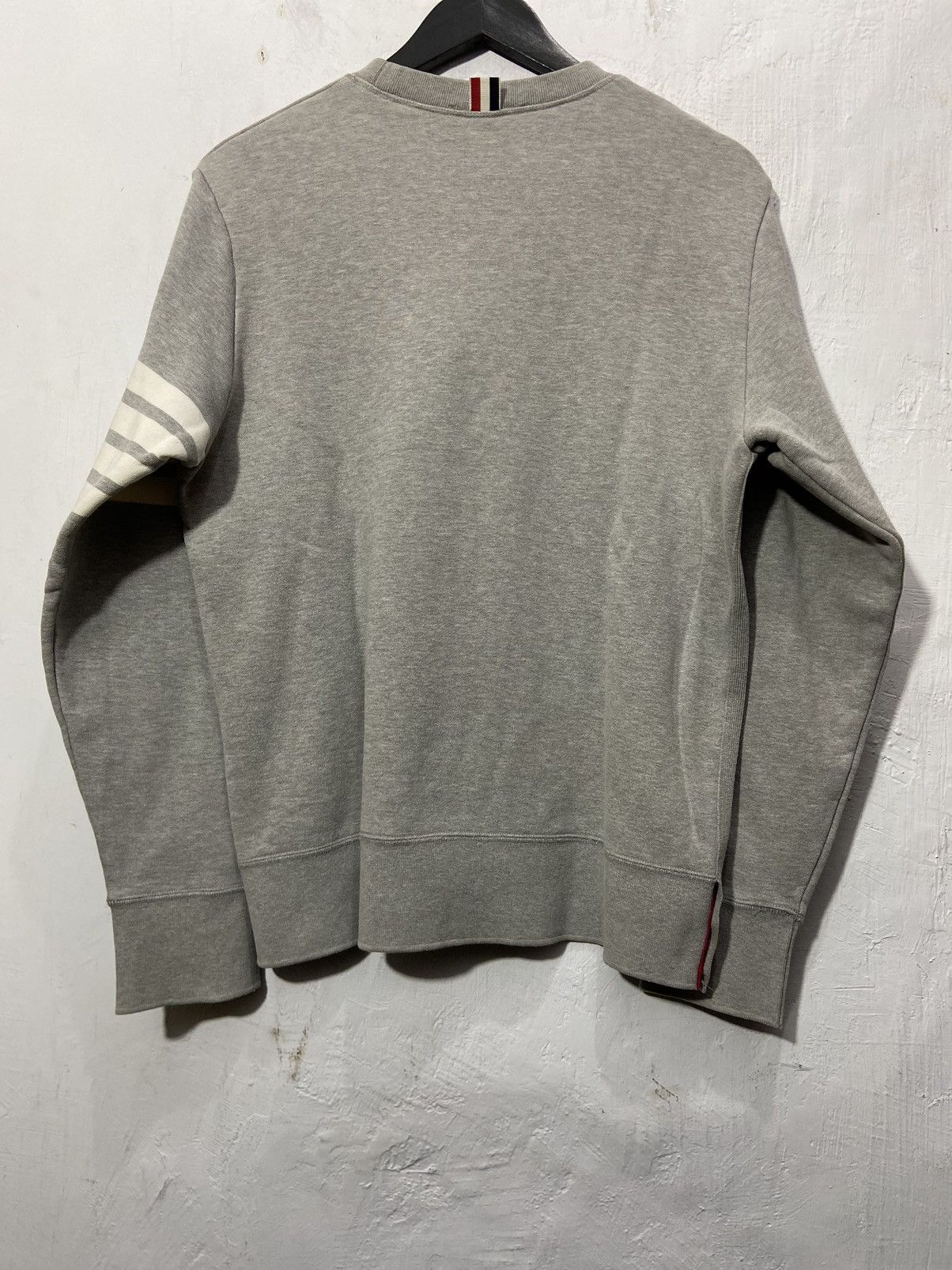 Thom Browne Thom Browne - 4 Bar Sweatshirt Grey Size US L / EU 52-54 / 3 - 16 Thumbnail