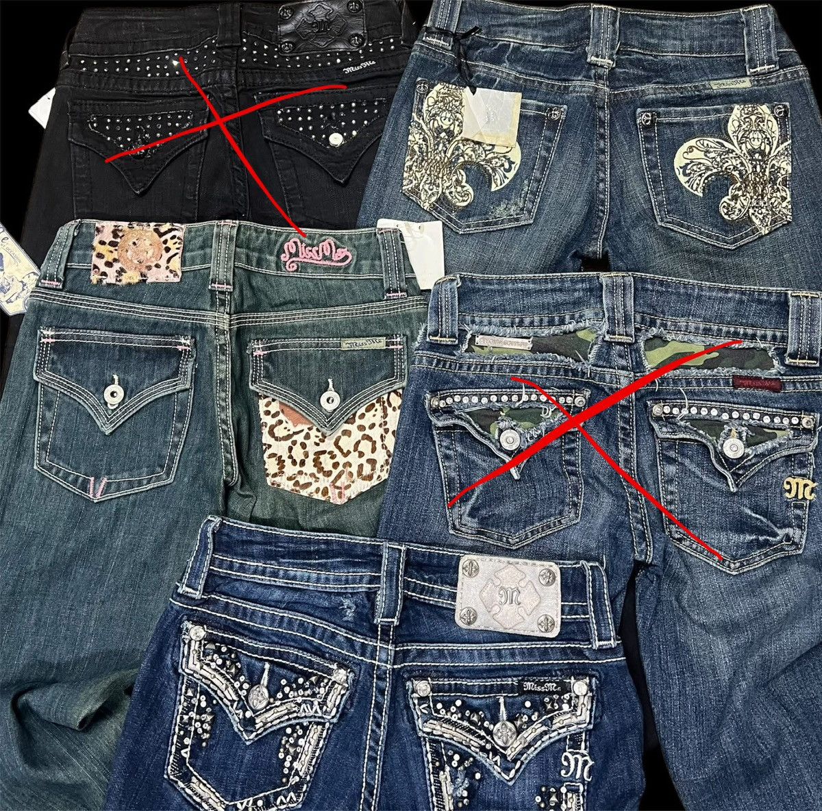 Miss Me LOT OF 3: Miss Me Jeans Bundle - Mix of NWT & Pre-owned Size 25" / US 0 / IT 36 - 1 Thumbnail