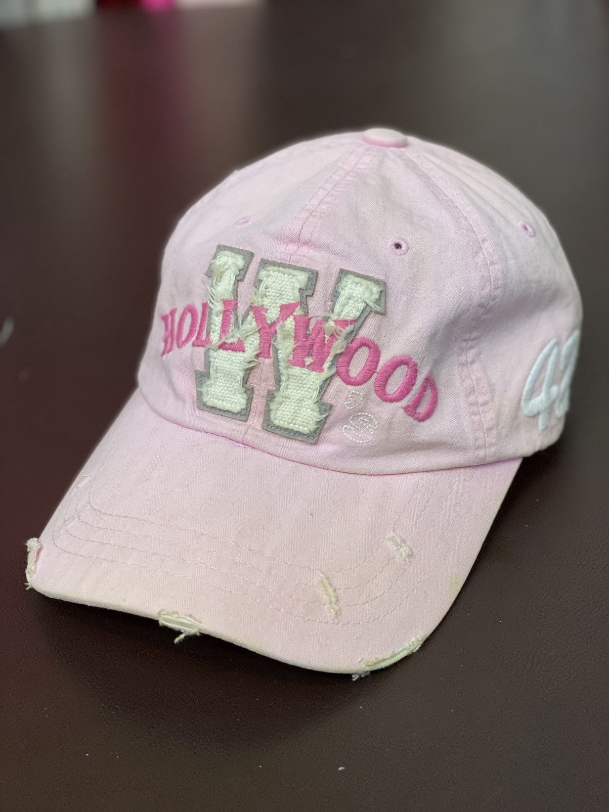 Le Grande Bleu (L.G.B.) × Vintage 🔥 Vintage Hollywood distressed design 🔥 Size ONE SIZE - 1 Thumbnail