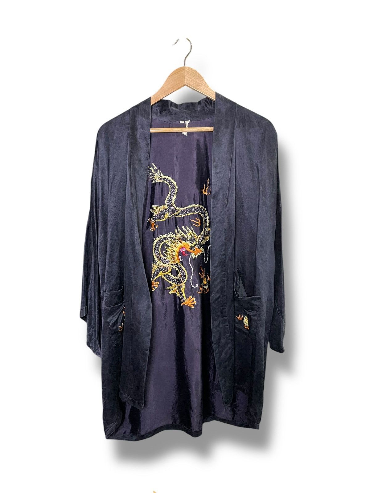 Japanese Brand Vintage Golden Dragon Embroided Kimono Silk Satin (37) Size US L / EU 52-54 / 3 - 1 Thumbnail
