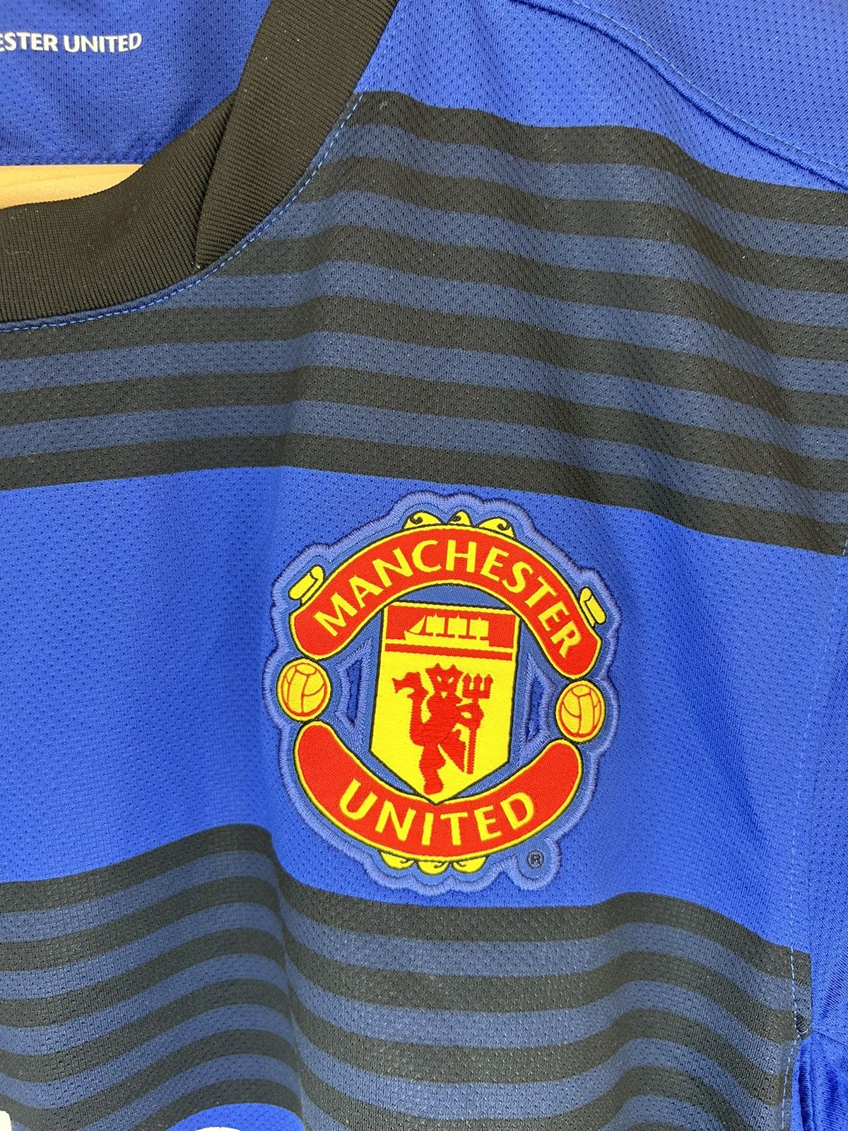 Nike Nike Manchester United 2011 Away Soccer Jersey Size US M / EU 48-50 / 2 - 3 Thumbnail