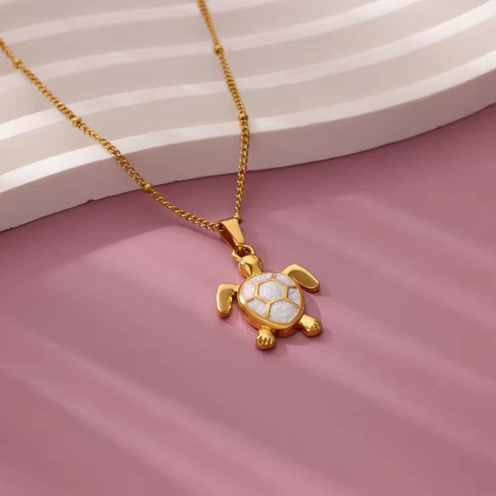Vintage Vintage White Turtle Pendant Necklace Size ONE SIZE - 2 Thumbnail