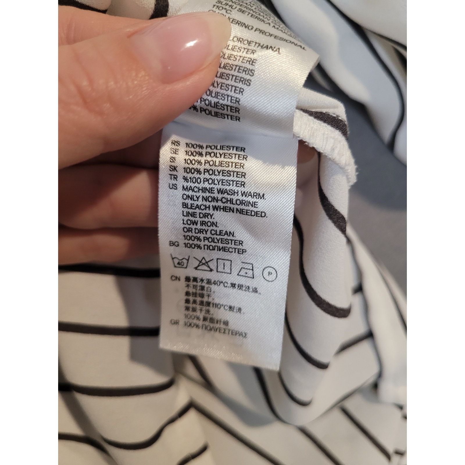 H&M H&M Striped Button Up Blouse Size 6 Roll Tab EUC Size M / US 6-8 / IT 42-44 - 9 Thumbnail