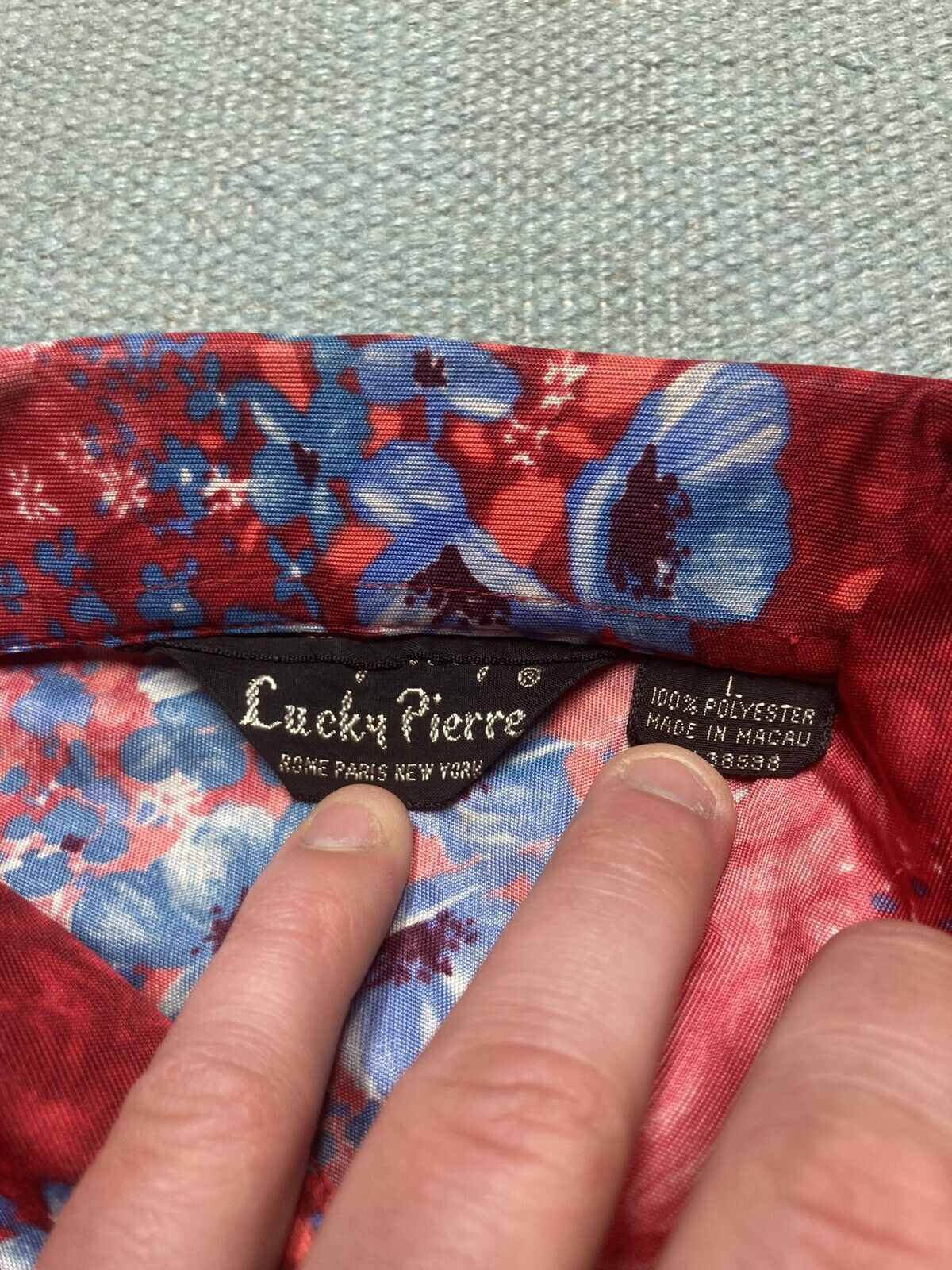 Vintage 70s polyester disco shirt popover flowers dagger mod women L Size US L / EU 52-54 / 3 - 5 Thumbnail