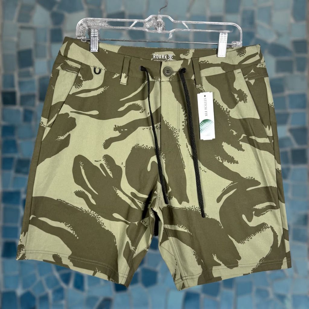 Roark Roark Shorts Mens 32x8 Explorer 2.0 Hybrid Camo Stretch Green Wicking Zip Pocket Size US 32 / EU 48 - 1 Thumbnail