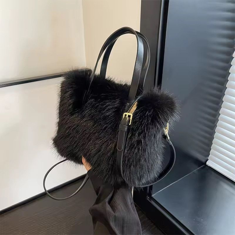 Other Streetwear Faux Fur Designer Cartoon Fluffy Crossbody Bag Size ONE SIZE - 5 Thumbnail