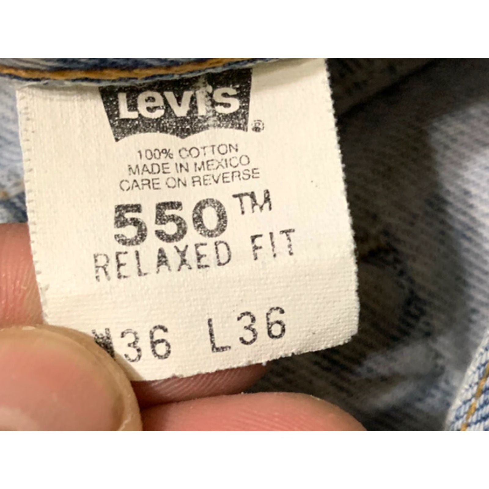Levi's VINTAGE 90s Levis 550 Relaxed Fit Straight Blue Jeans Mens Size 34 Size US 34 / EU 50 - 4 Thumbnail