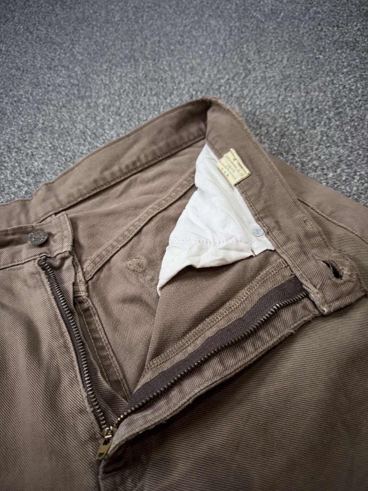 Levi's Vintage Clothing Vintage Levi’s 512 White Tab 1996 Distressed Fade Wideleg Size US 32 / EU 48 - 14 Thumbnail