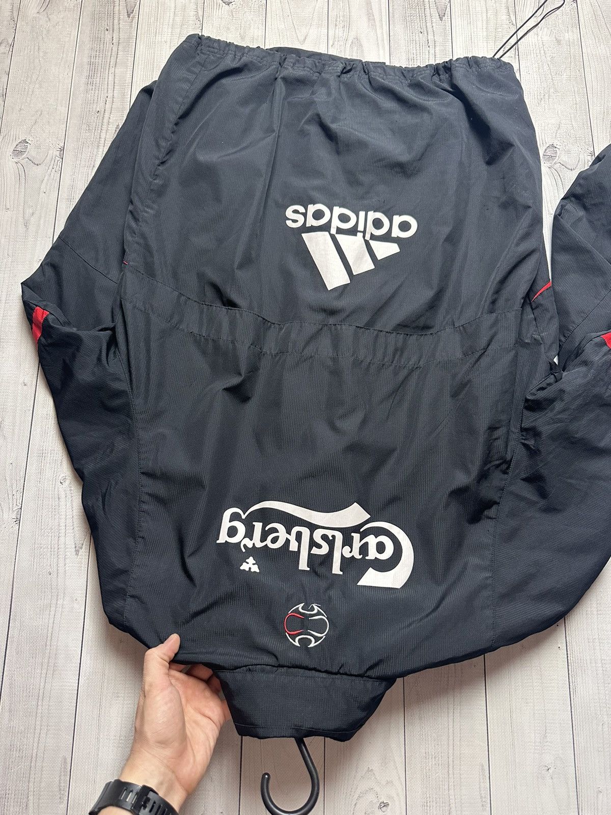 Adidas Vintage adidas Liverpool soccer jacket size S rare black Size US S / EU 44-46 / 1 - 2 Thumbnail