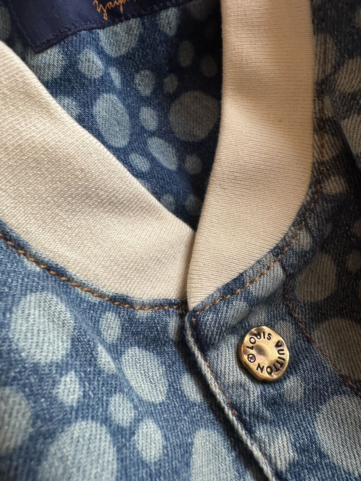 Louis Vuitton × Yayoi Kusama Louis Vuitton denim shirt see real tape measurements in phot Size US M / EU 48-50 / 2 - 21 Thumbnail