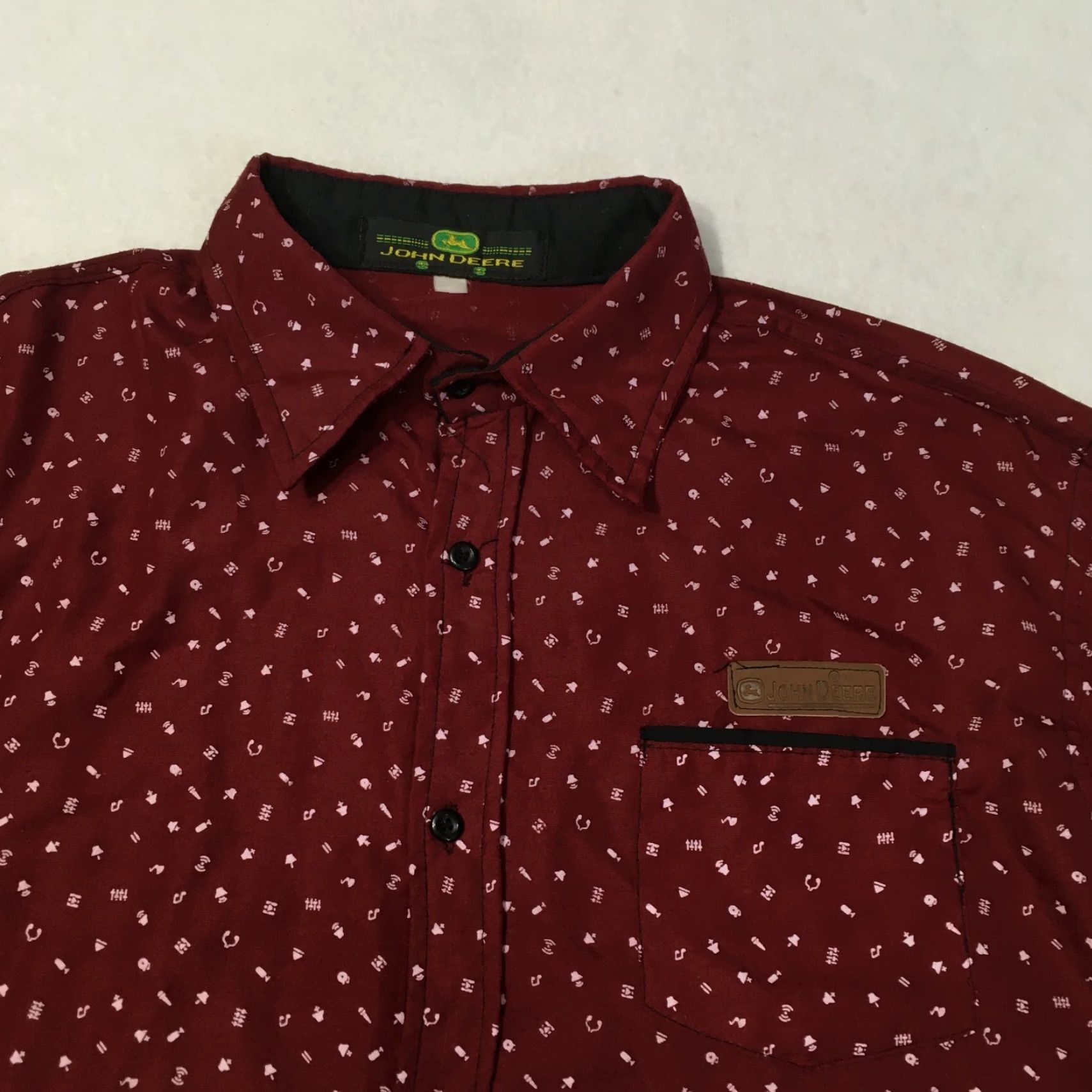 John Deere John Deere Burgundy Button-Down Shirt all over print patch pocket Shirt Mens 2XL Burgundy Patch Pocket Button-Up Long Sleeve Collared Vintage Size US XXL / EU 58 / 5 - 2 Thumbnail