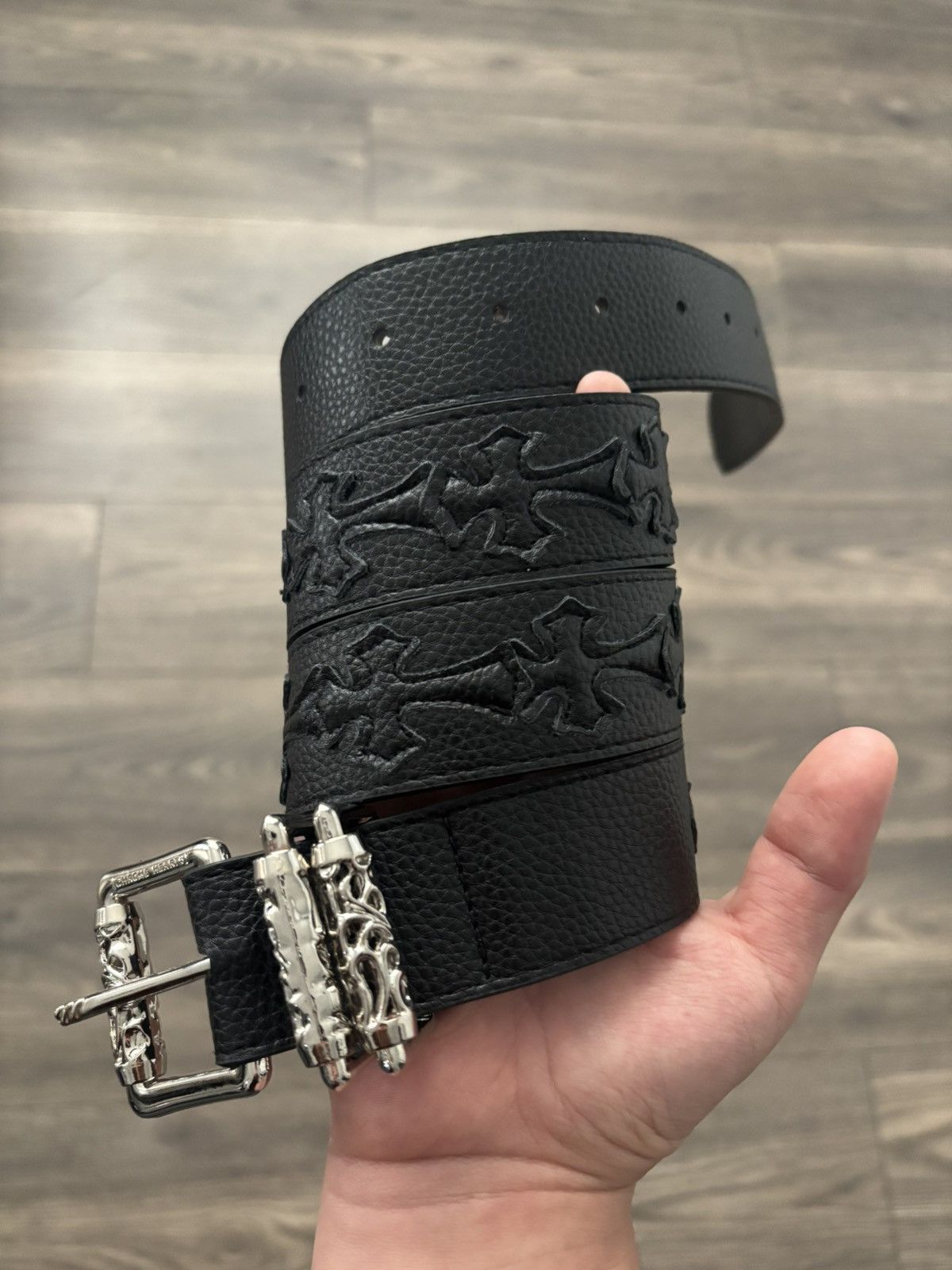 Other Nice black belt with beautiful crosses on it Size 34 - 1 Thumbnail