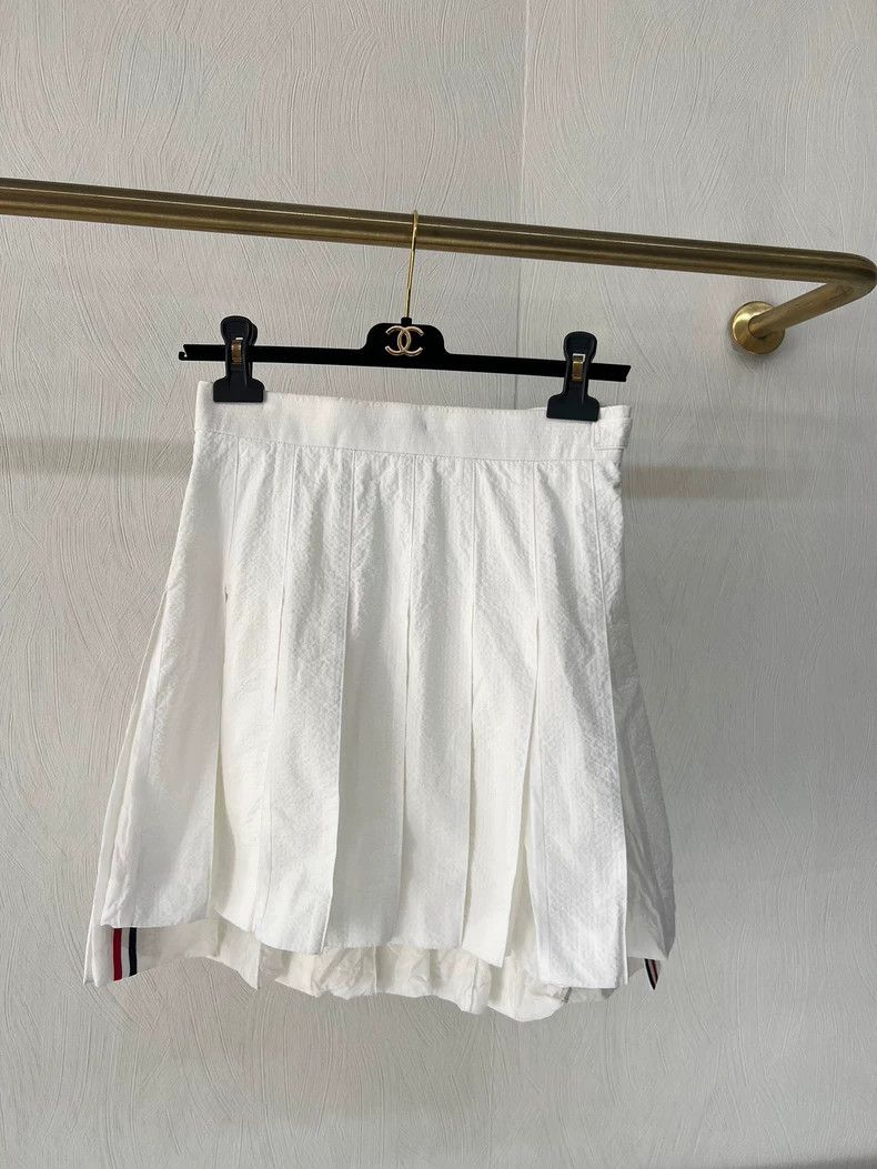Thom Browne Classic Thom Browne Pleated Skirt-dmc Size US 26 / EU 42 - 1 Thumbnail